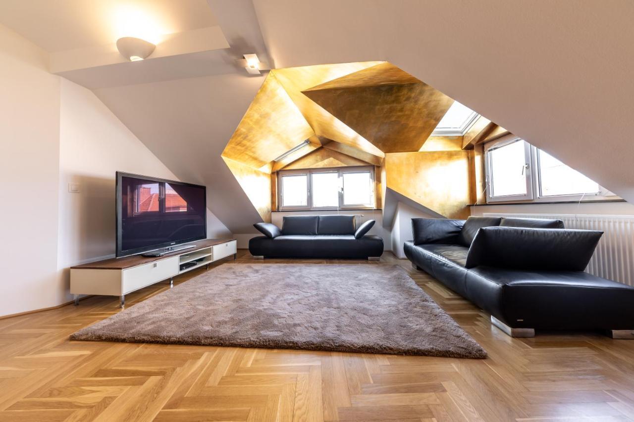 Easy Penthouse Apartment